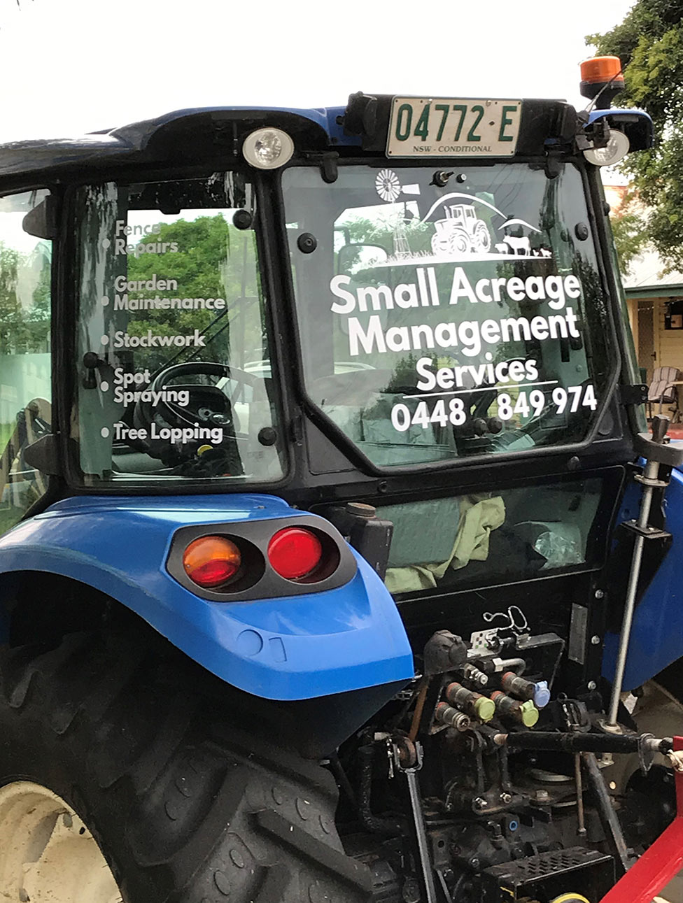 Weed spraying and farm work in Dubbo NSW